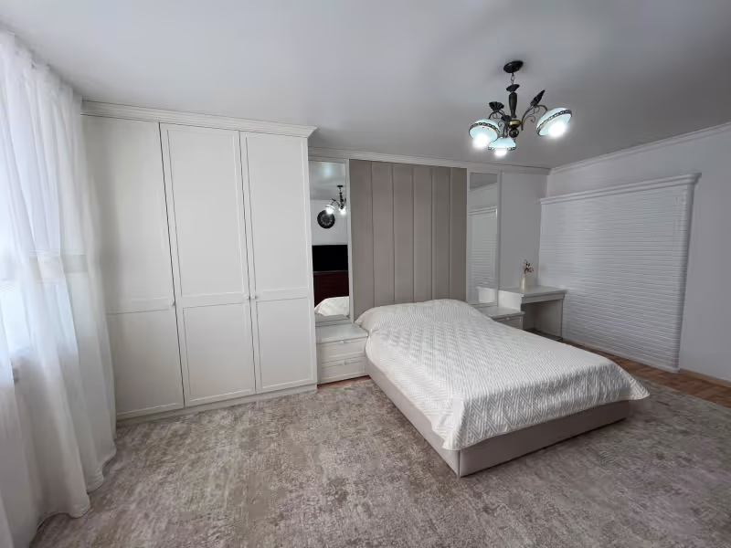 Dormitor MDF vopsit, Opaci .